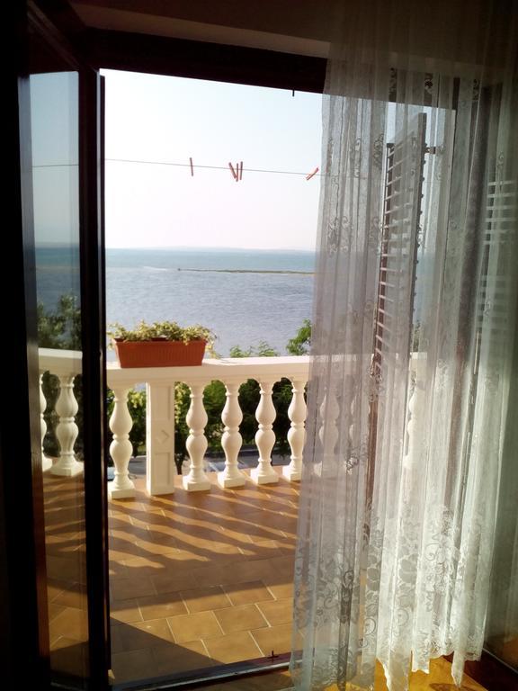 Apartments Branko Нин Стая снимка